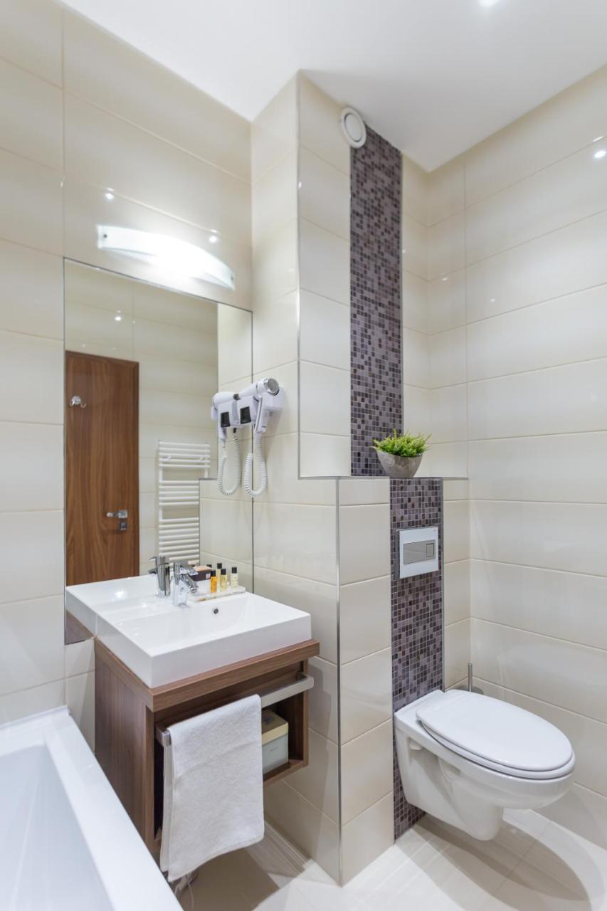 Outlet Hotel Polgár Extérieur photo